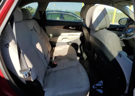 2016 Kia Sorento Lx z USA, uszkodzony, nr VIN 5XYPG4A39GG037496